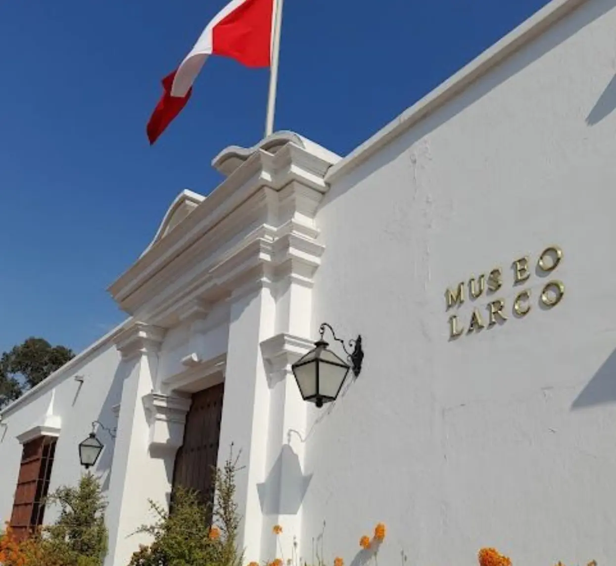 Tour of the Larco Herrera Museum 3