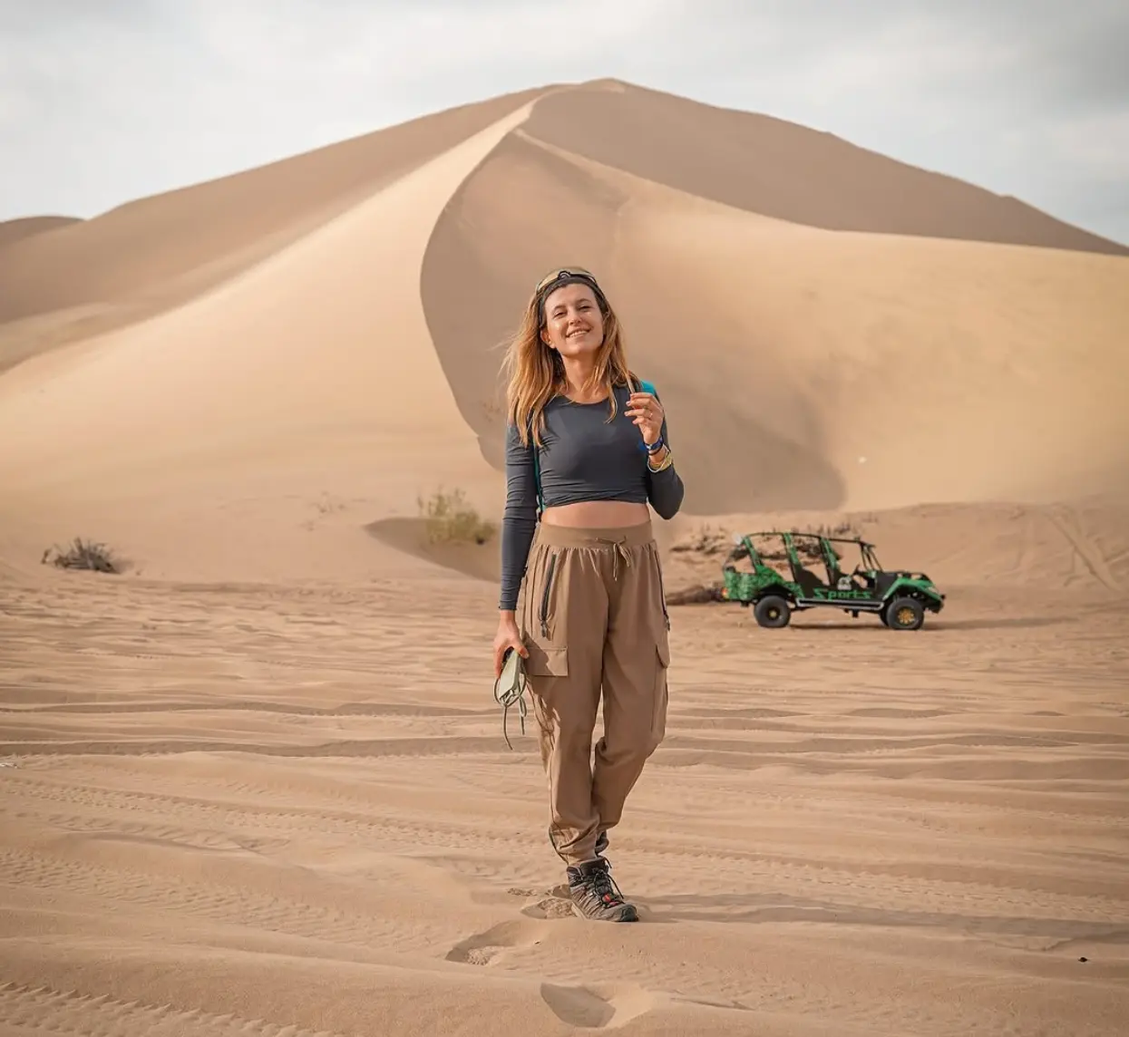 Paracas, Ballestas Islands, and Huacachina Excursion