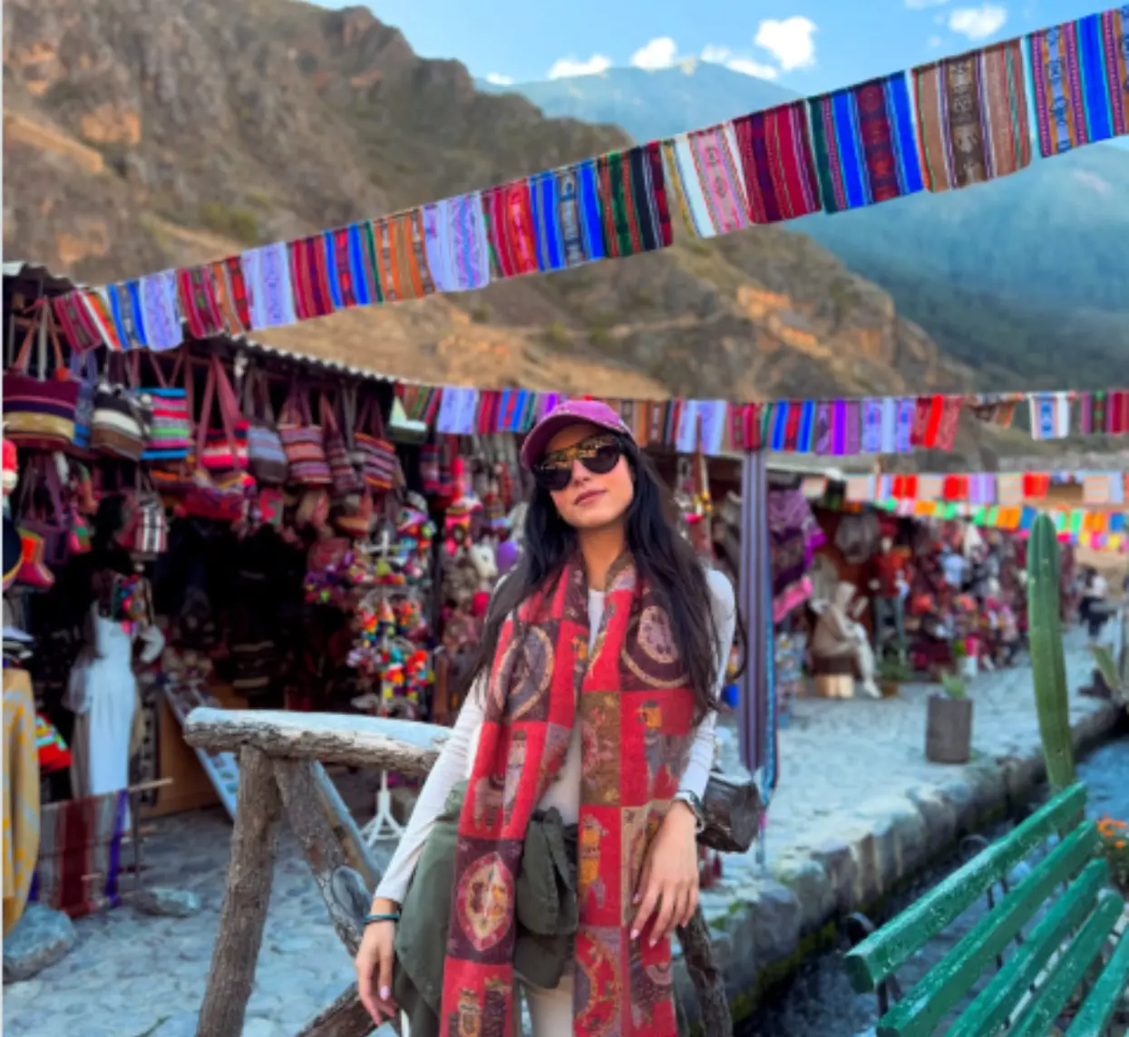 Tour to the Sacred Valley of the Incas: Pisac, Ollantaytambo and Chinchero